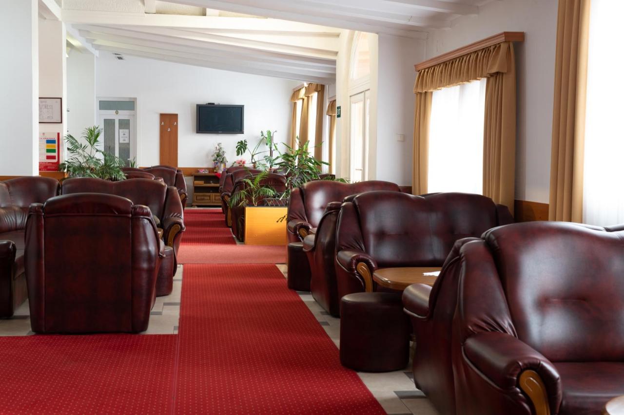 Hotel Mirni Kutak Otočac المظهر الخارجي الصورة