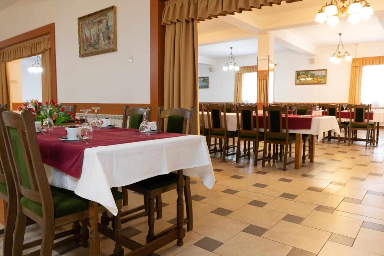 Hotel Mirni Kutak Otočac المظهر الخارجي الصورة