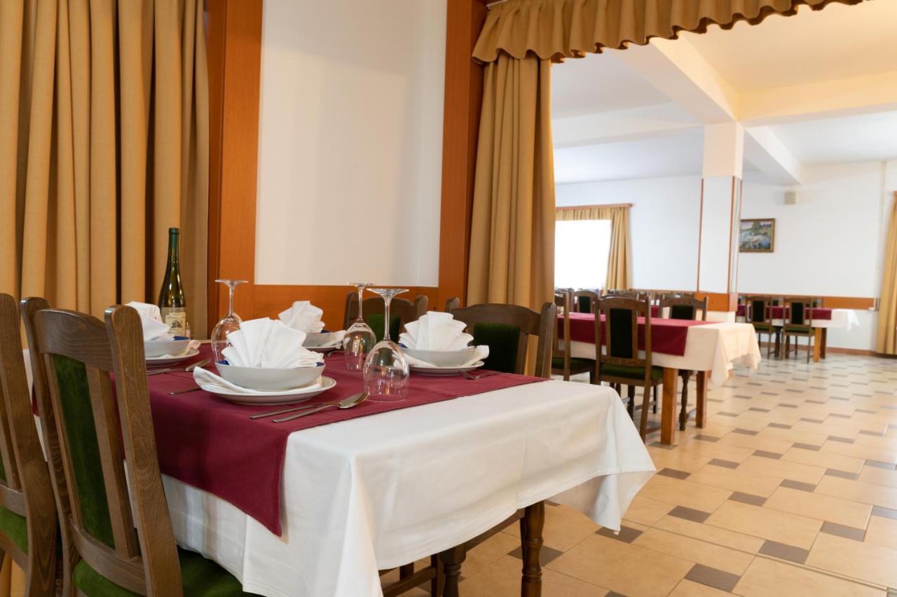 Hotel Mirni Kutak Otočac المظهر الخارجي الصورة