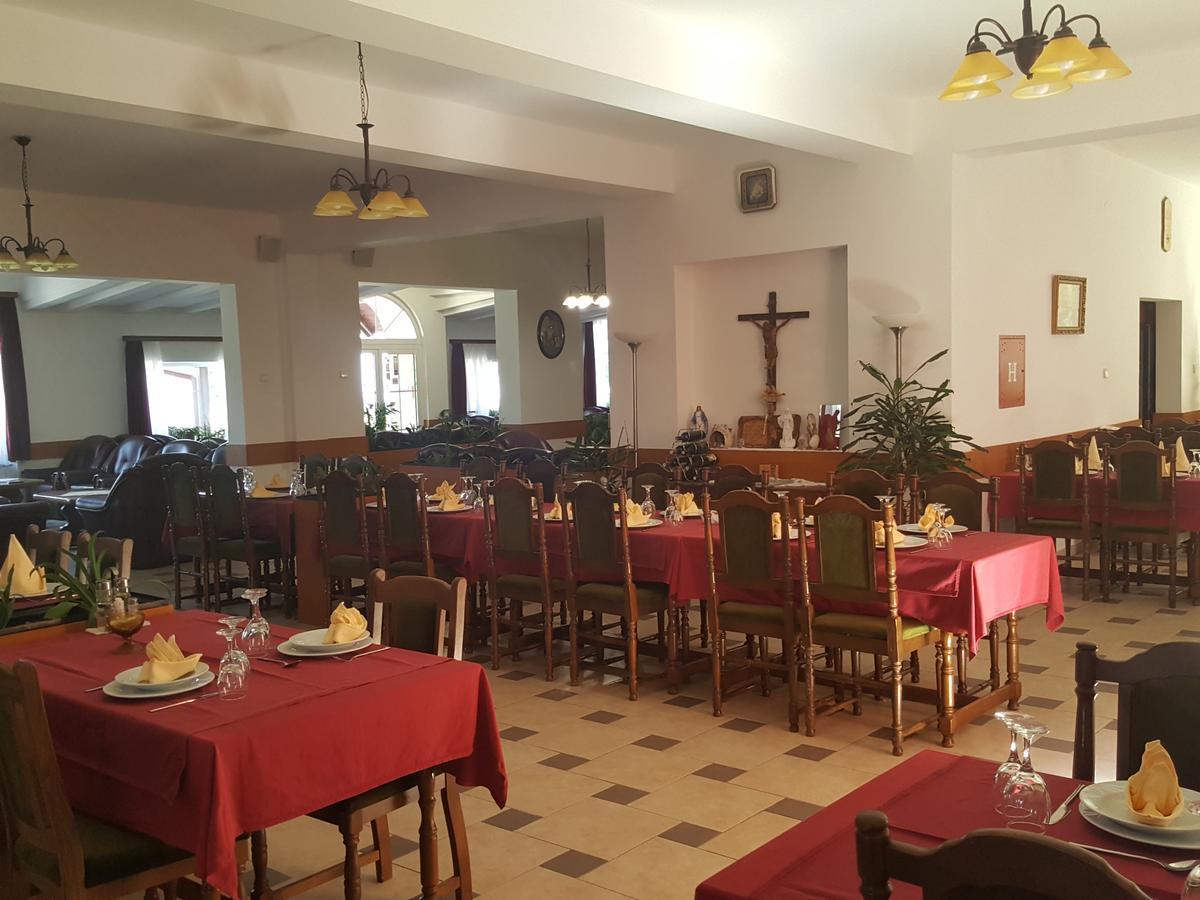 Hotel Mirni Kutak Otočac المظهر الخارجي الصورة