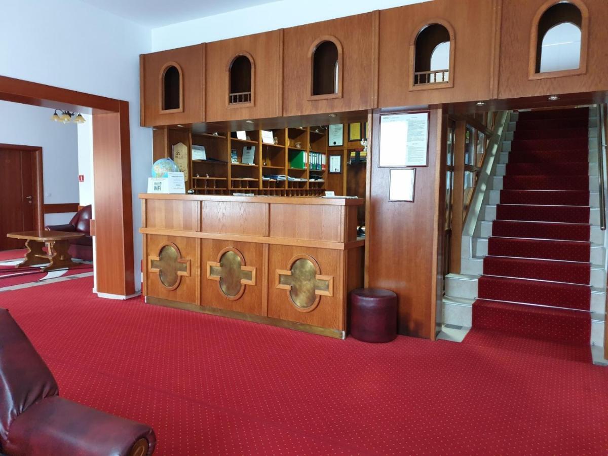 Hotel Mirni Kutak Otočac المظهر الخارجي الصورة