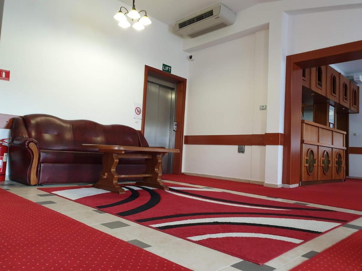 Hotel Mirni Kutak Otočac المظهر الخارجي الصورة